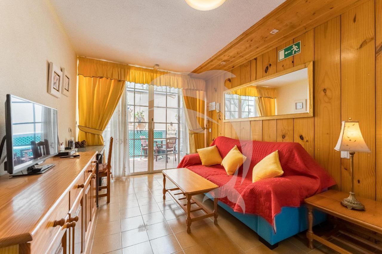 אל מדאנו Apartamentos Los Delfines מראה חיצוני תמונה