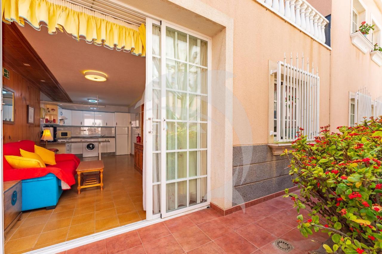 אל מדאנו Apartamentos Los Delfines מראה חיצוני תמונה