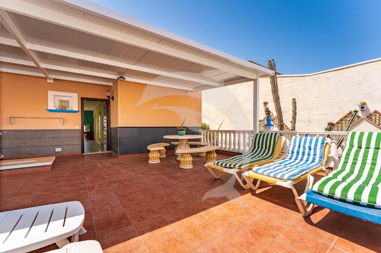 אל מדאנו Apartamentos Los Delfines מראה חיצוני תמונה