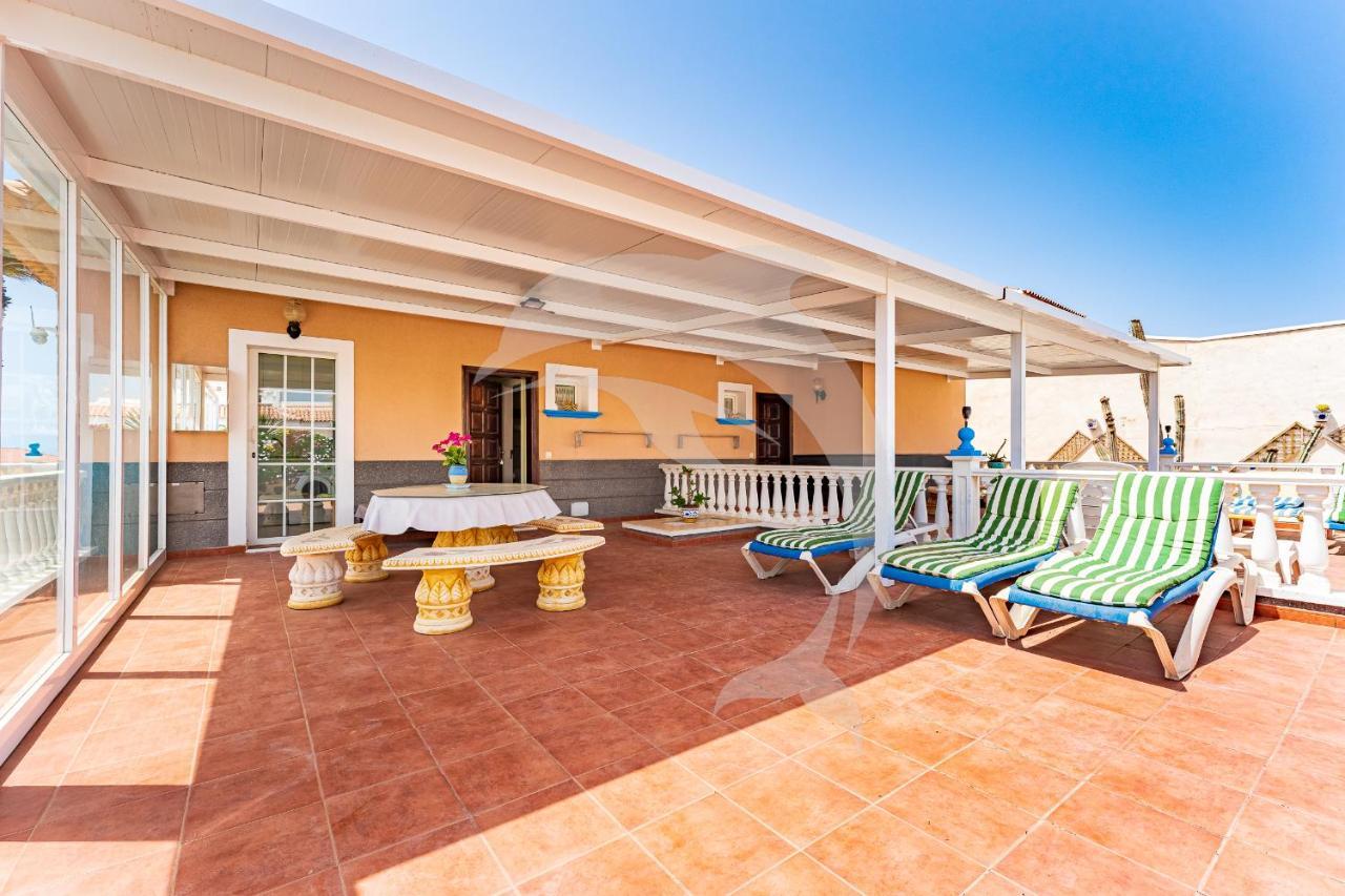 אל מדאנו Apartamentos Los Delfines מראה חיצוני תמונה