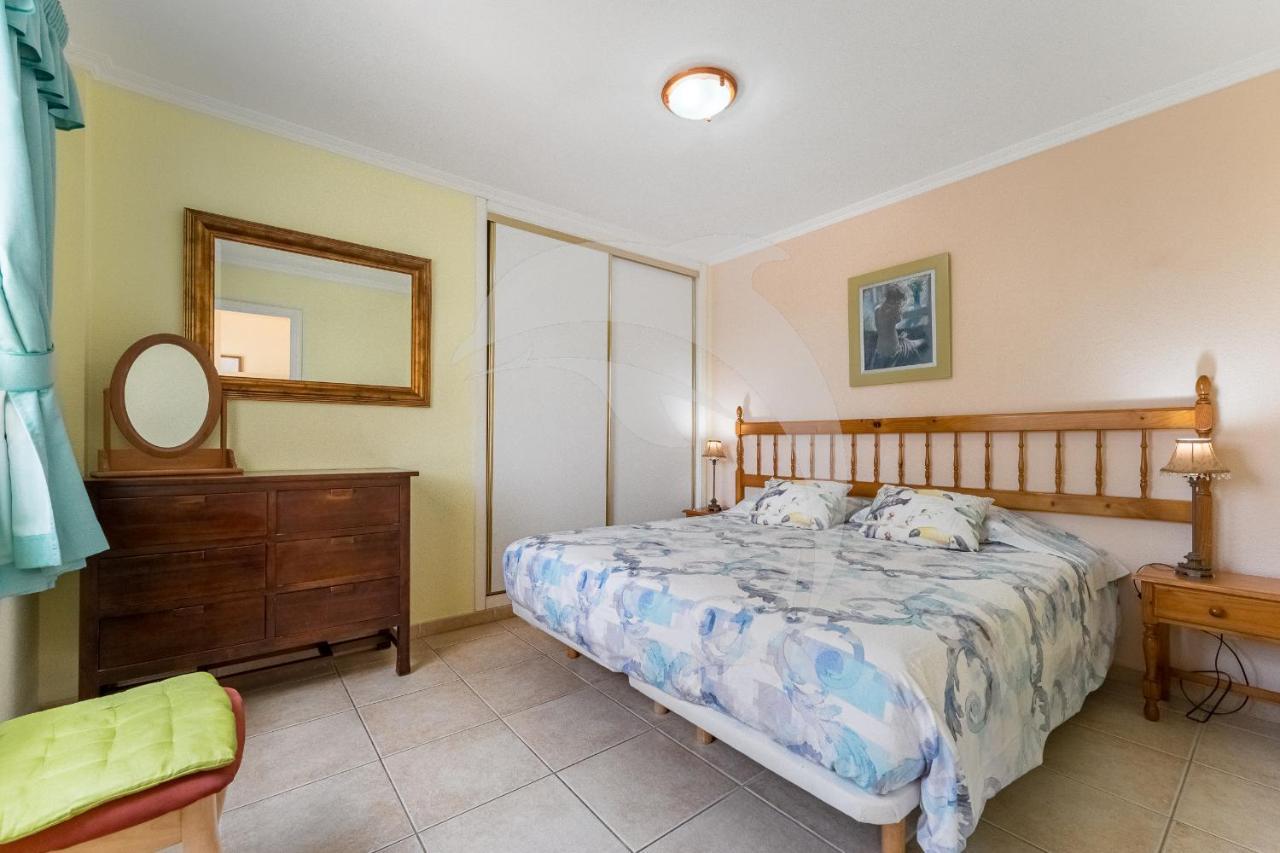 אל מדאנו Apartamentos Los Delfines מראה חיצוני תמונה