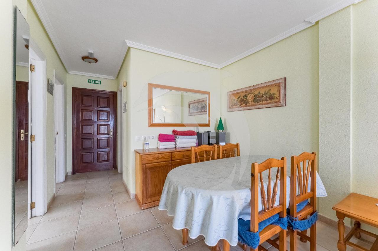 אל מדאנו Apartamentos Los Delfines מראה חיצוני תמונה