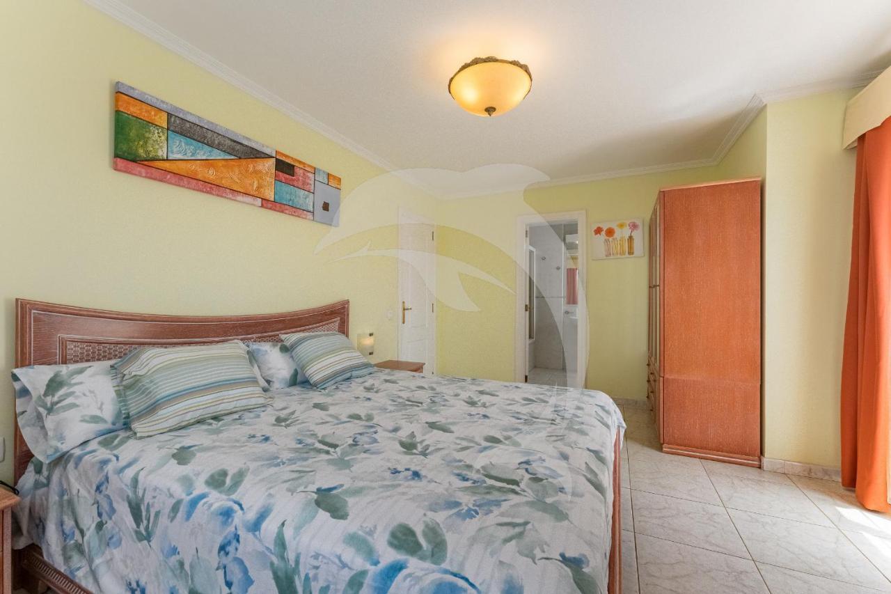 אל מדאנו Apartamentos Los Delfines מראה חיצוני תמונה