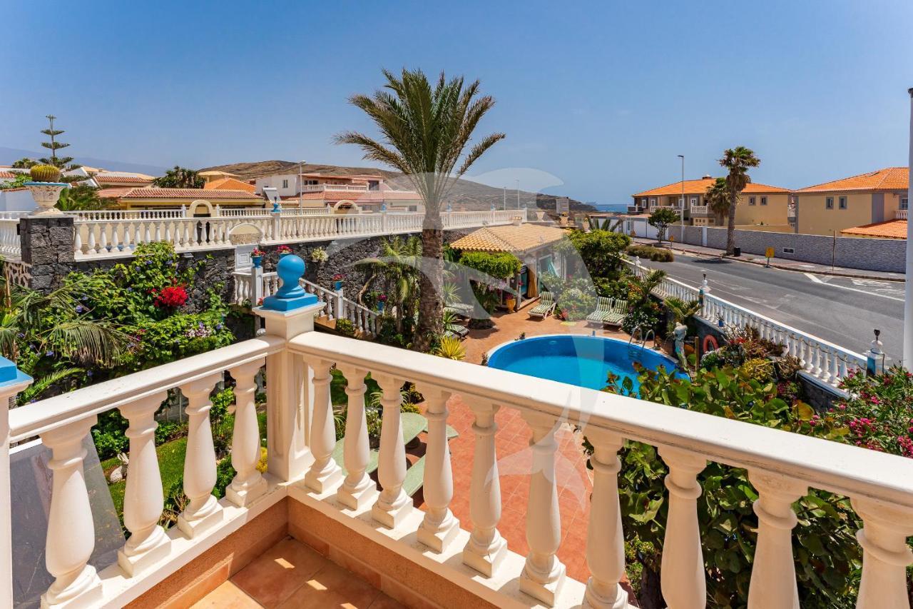אל מדאנו Apartamentos Los Delfines מראה חיצוני תמונה