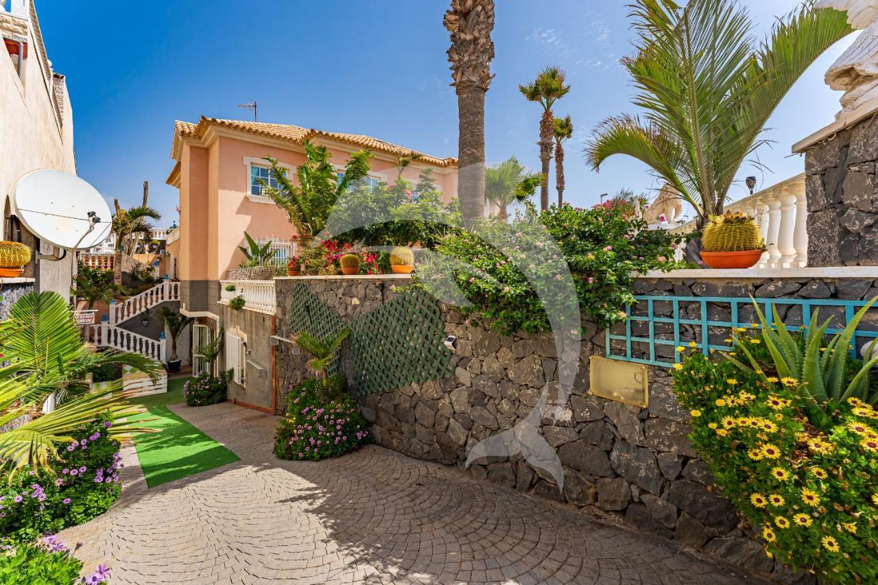 אל מדאנו Apartamentos Los Delfines מראה חיצוני תמונה