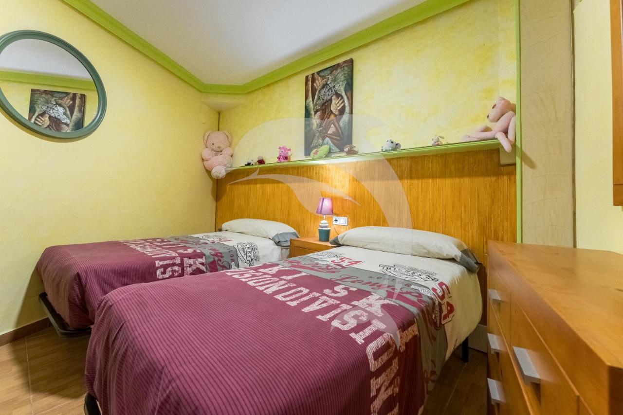 אל מדאנו Apartamentos Los Delfines מראה חיצוני תמונה