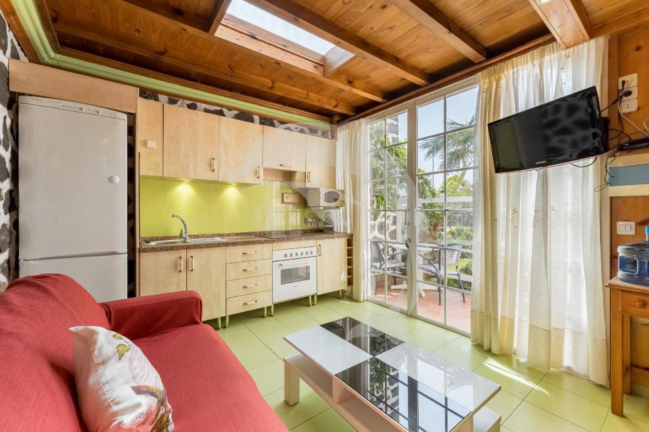 אל מדאנו Apartamentos Los Delfines מראה חיצוני תמונה