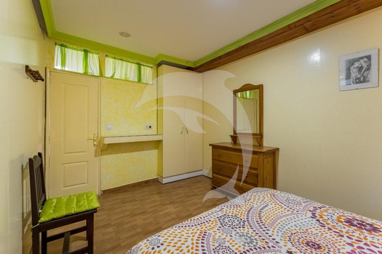 אל מדאנו Apartamentos Los Delfines מראה חיצוני תמונה