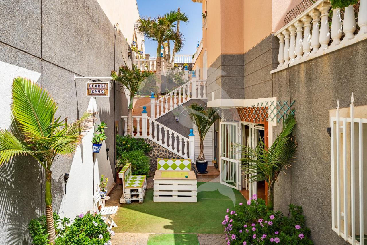 אל מדאנו Apartamentos Los Delfines מראה חיצוני תמונה